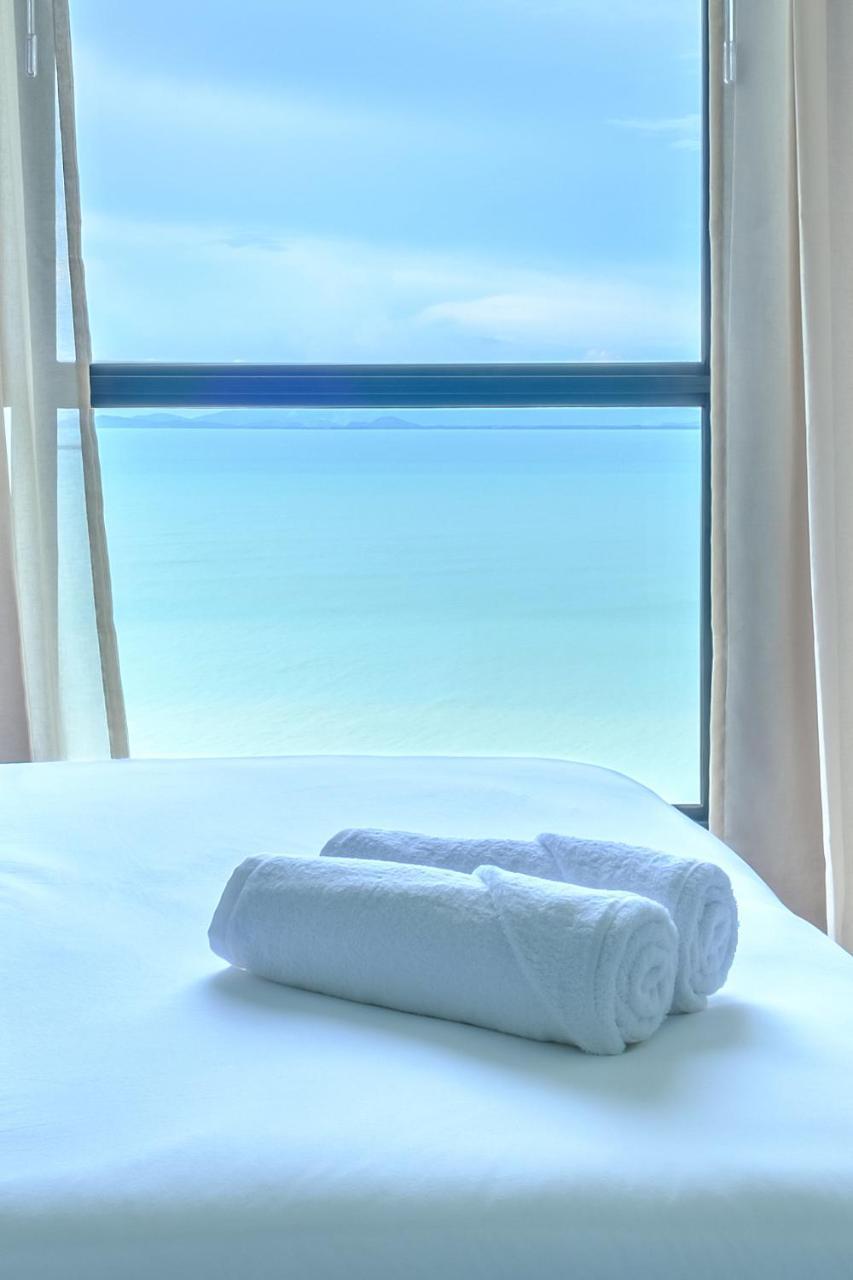 Tanjung Point Residences Tanjung Bungah  Eksteriør billede