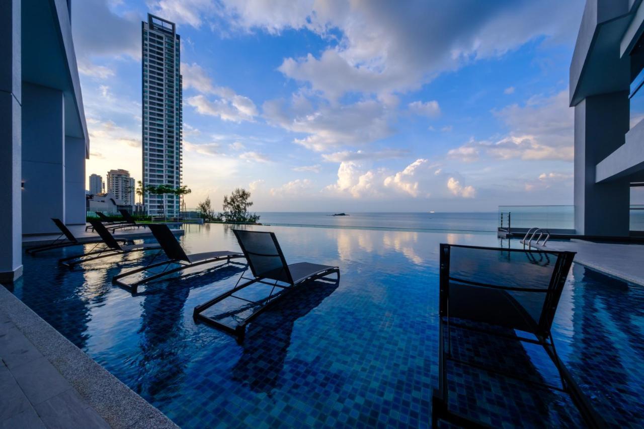 Tanjung Point Residences Tanjung Bungah  Eksteriør billede